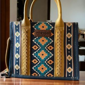Wrangler Western Small Tote Aztec Pattern